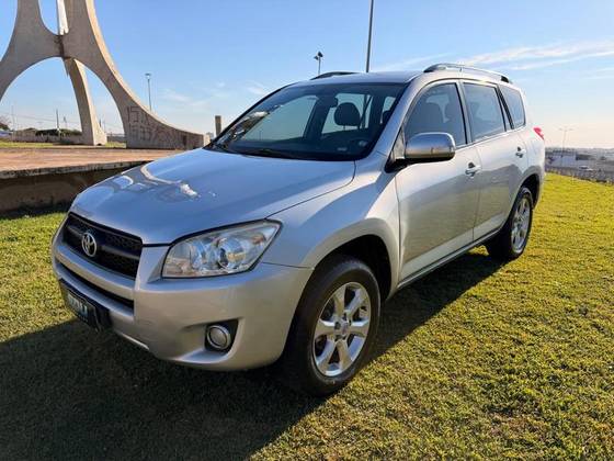 TOYOTA RAV4 2.4 4X2 16V GASOLINA 4P AUTOMÁTICO TOYOTA RAV4 2.4 4X2 16V GASOLINA 4P AUTOMÁTICO